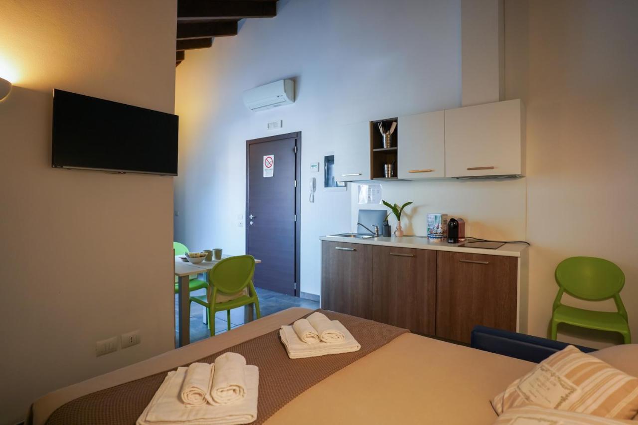 Bnbook Residence Matteotti Novara Exterior photo